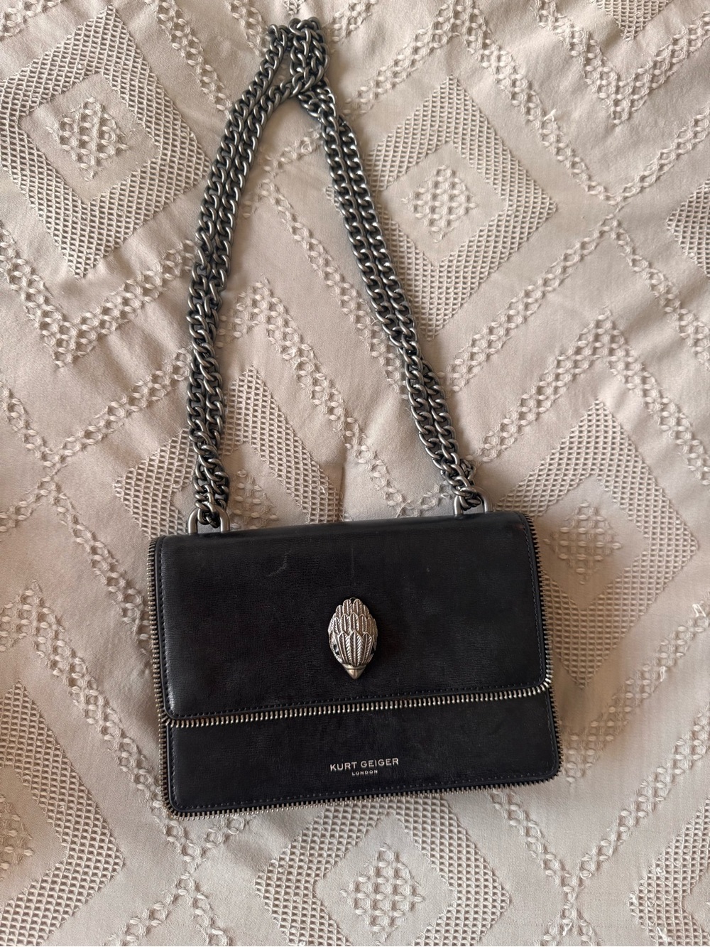 Kurt Geiger Black Leather Chain Shoulder Bag with Silver Clasp